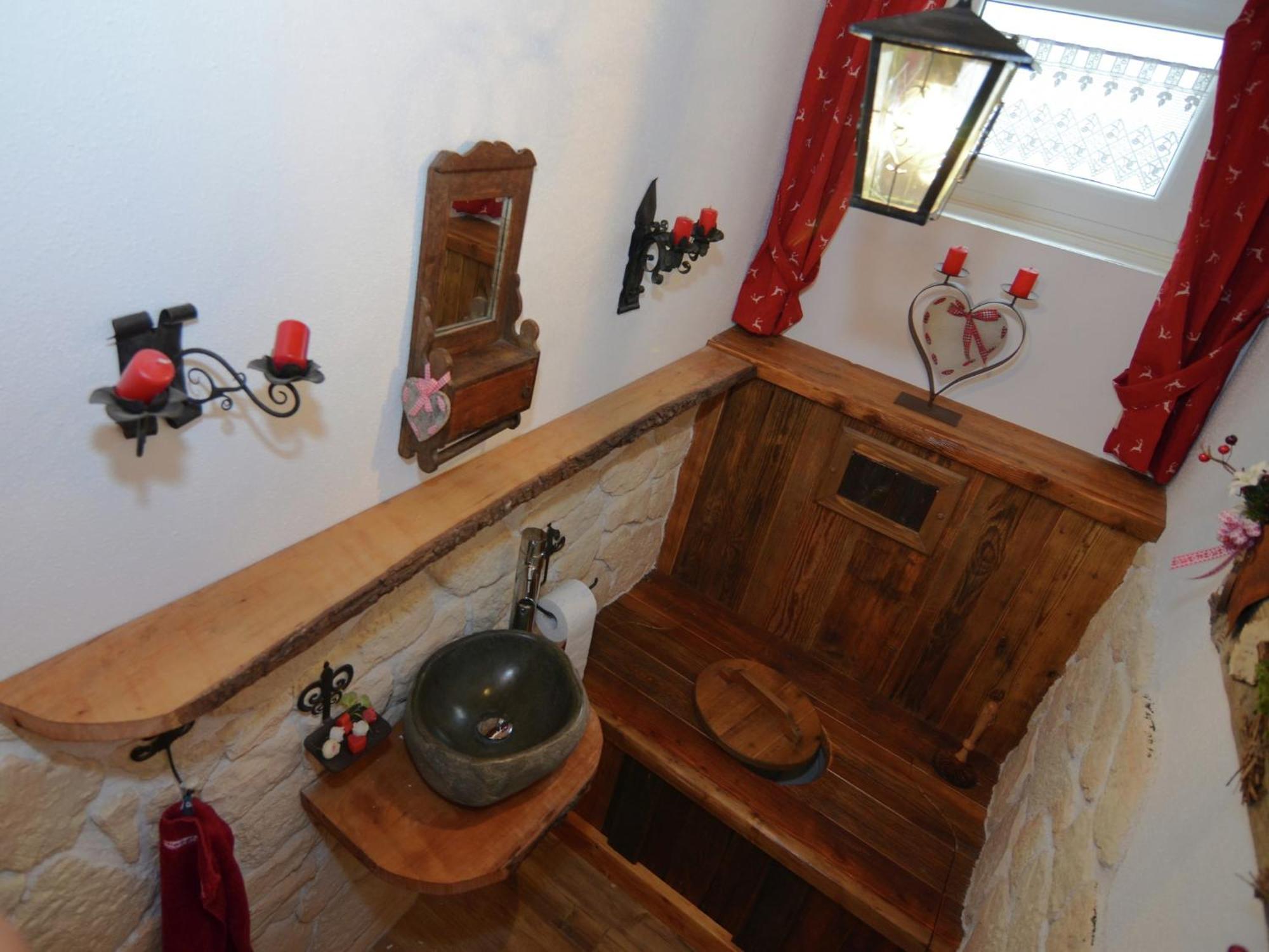 Alluring Holiday Home In Ubersee With Whirlpool מראה חיצוני תמונה