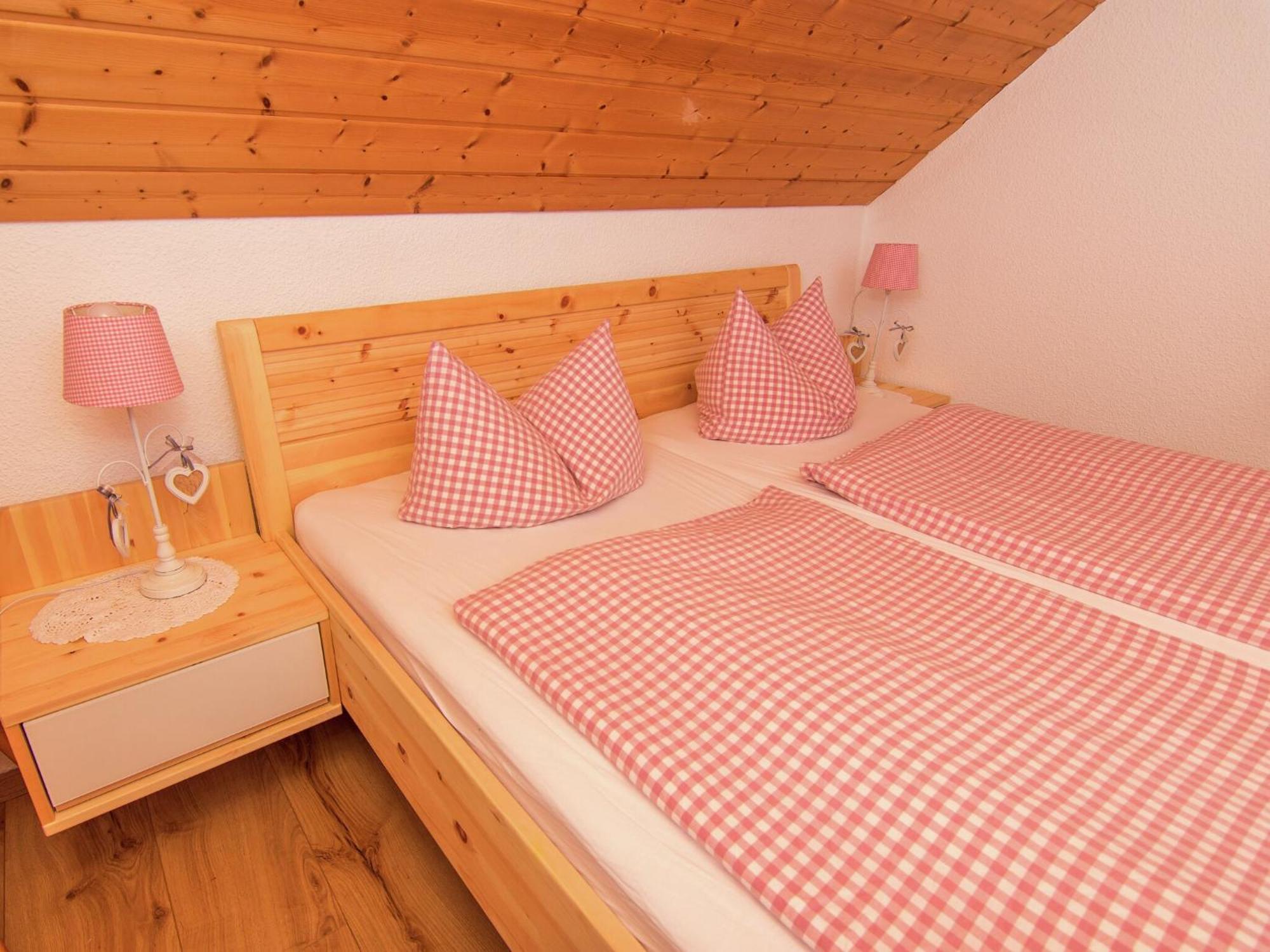 Alluring Holiday Home In Ubersee With Whirlpool מראה חיצוני תמונה