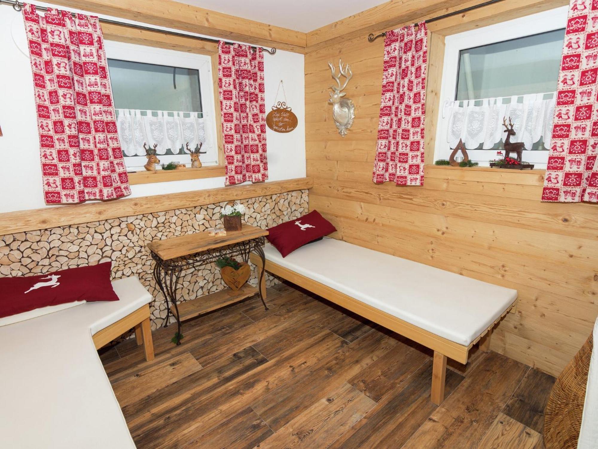 Alluring Holiday Home In Ubersee With Whirlpool מראה חיצוני תמונה