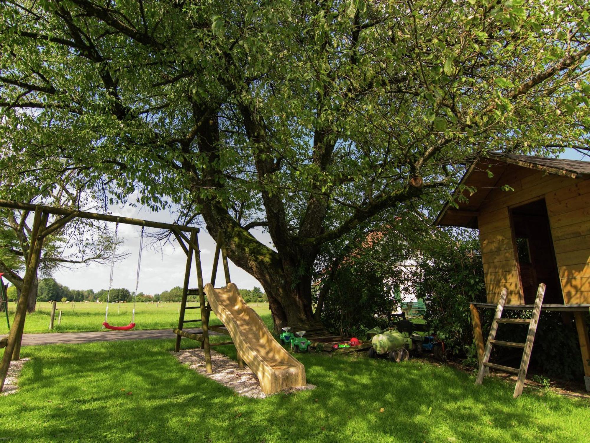 Alluring Holiday Home In Ubersee With Whirlpool מראה חיצוני תמונה