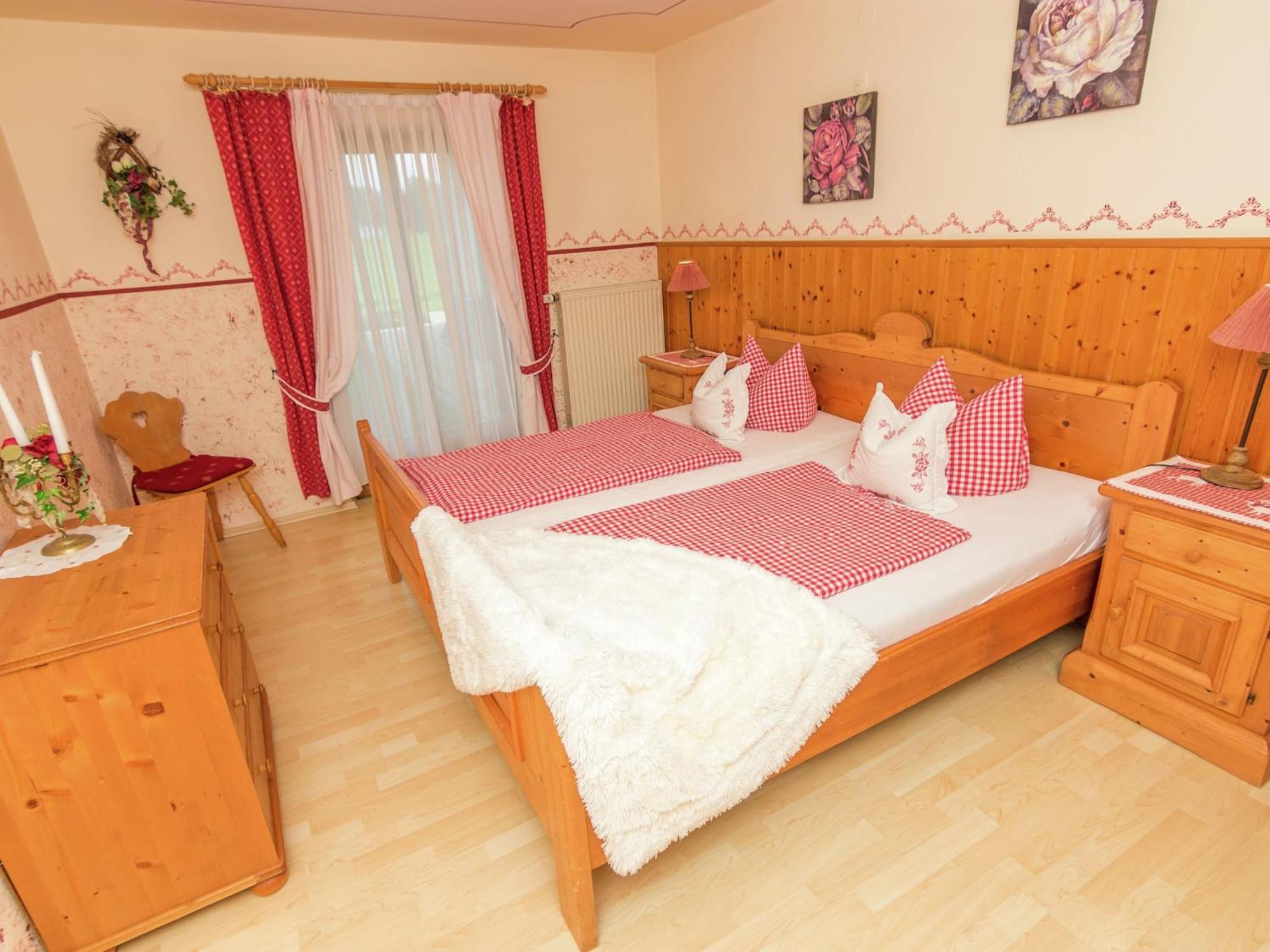 Alluring Holiday Home In Ubersee With Whirlpool מראה חיצוני תמונה