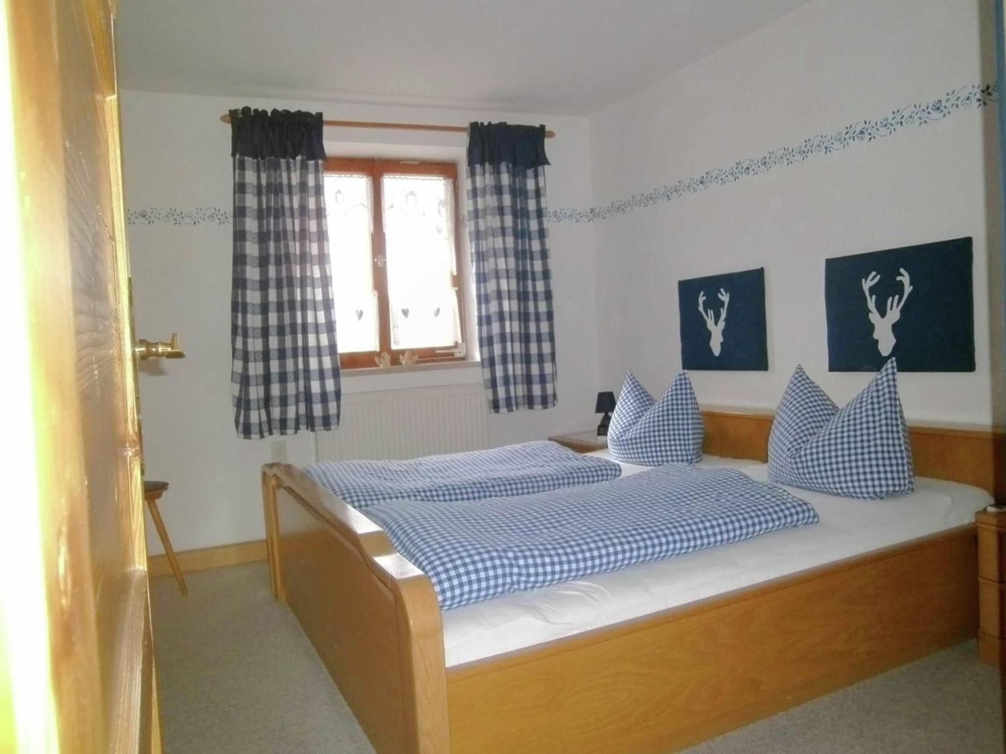 Alluring Holiday Home In Ubersee With Whirlpool מראה חיצוני תמונה